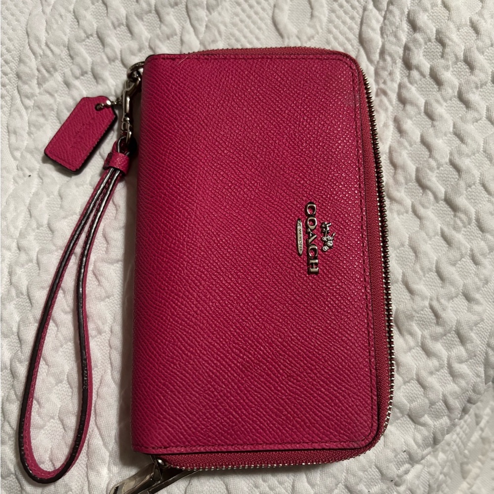 Coach Fuchsia Zip-Around Wristlet